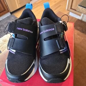 New Balance Girls Toddler DynaSoft Reveal v4 sneakers 11.5 Black